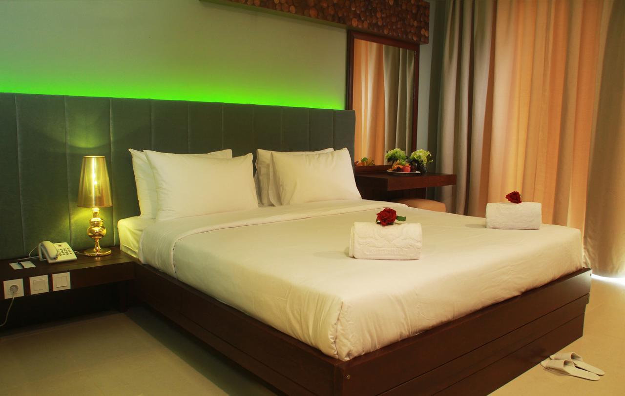 Sutanraja Hotel Kotamobagu Eksteriør billede